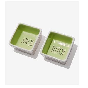 Brand new in box Rae Dunn artesian collection Savor and Enjoy square bowl set